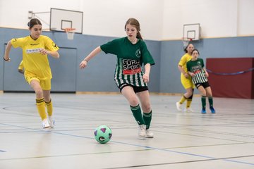 Bild 421 - C-Juniorinnen 3 Loewinnen Cup